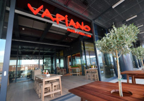 Vapiano Rajićeva inside