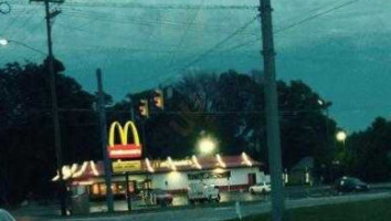 Mcdonald's outside