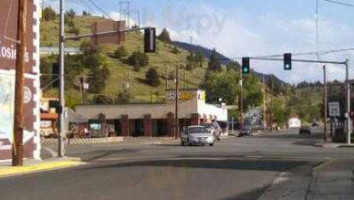 Subway Of John Day outside