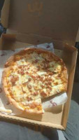 Giovanni's Pizza food