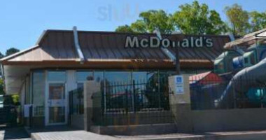 Mcdonald's outside