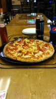 Poker's Pizza food