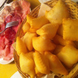 Polpette E Crescentine Comida