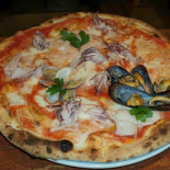Tora Pizza Cucina food