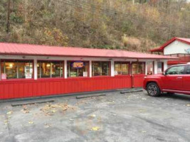 Red Stone Drive-in food