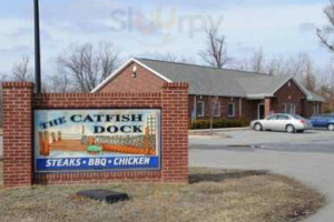 Catfish Dock outside