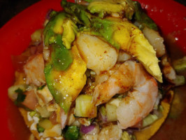 Las Glorias Carnes Y Mariscos food