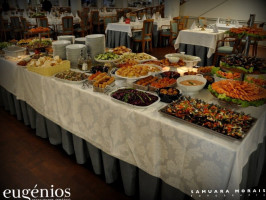 Eugenios Restaurante Tematico food