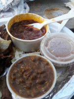 Mama's Bbq food