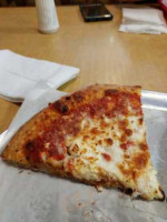 Sacco's Main Street Deli & Pizza food