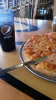 Eatza My Pizza food