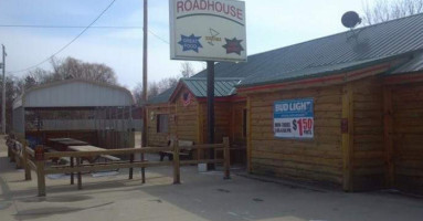 The Mulliken Roadhouse food