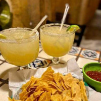 El Loro Mexican Grill Cantina food