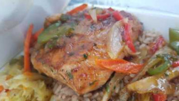 R&r Carribean Cuisine food