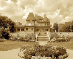 Lougheed House food