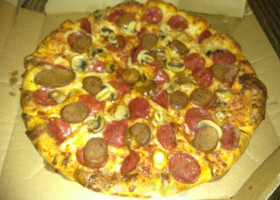 Domino's Pizza food