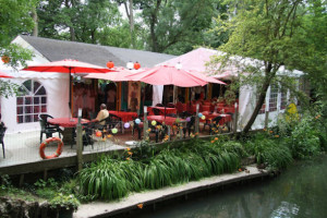 La Guinguette Des îles De Troo food