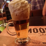 Moonshiners Cibo