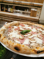 Marcellino Pizzeria Napoletana food