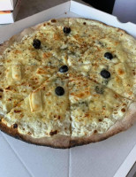 Pizza Chez Olive food