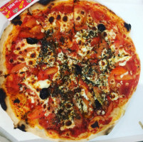 Pizzeria Les Goums food