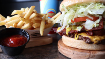 Fatburger food