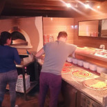 Pizz'atomic Esterno
