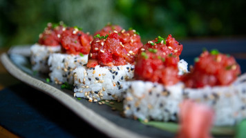 Zabu Tropical Sushi food