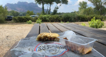 La Cantine Du Rocher outside