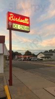 Birdsall's Ice Cream outside