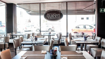 Queen Las Tablas food