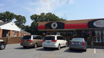 The Donut Shack outside