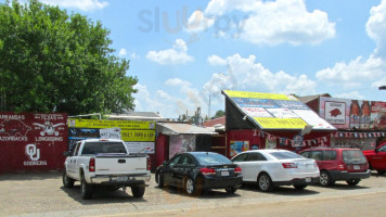 Fat Jack's Oyster Sports food