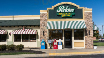 Perkins Bakery outside