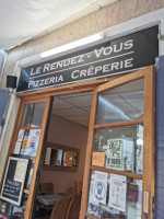 Le Rendez-vous food