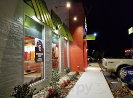 Del Taco Hiram Georgia outside