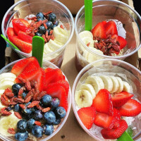 Banzai Bowls food