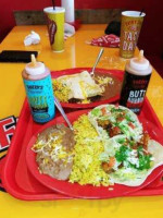 Fuzzy's Taco Shop food