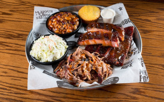 Old Carolina Barbecue Company Rocky River food