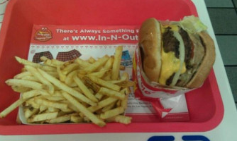 In-n-out Burger food