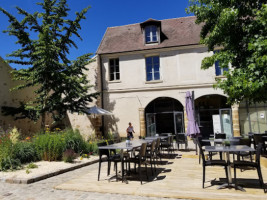 Les Terrasses De La Crypte food