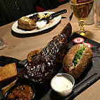 Montana's BBQ & Bar - Barrie South food