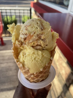 Bruster's Real Ice Cream food