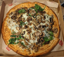 Mod Pizza food