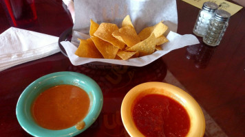 La Paz Mexican Grill food