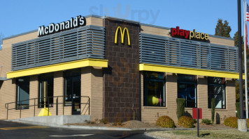 Mcdonald's outside