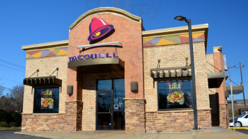 Taco Bell outside