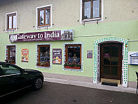 Gateway to India outside