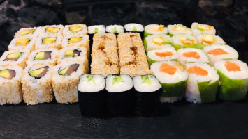 Sushi Grenoble food