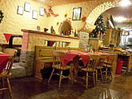 Pizzeria Babek food